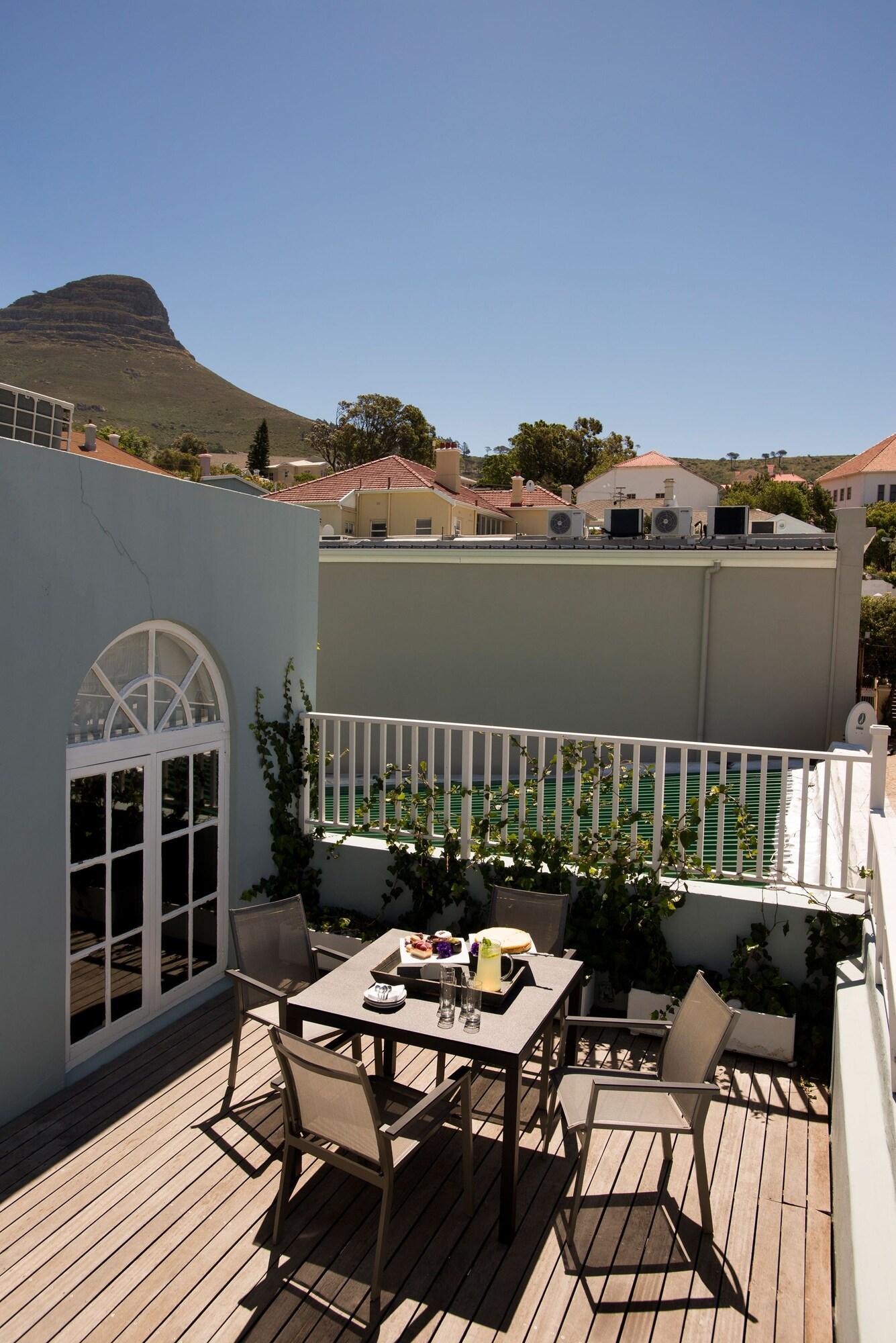 Aparthotel Quarters